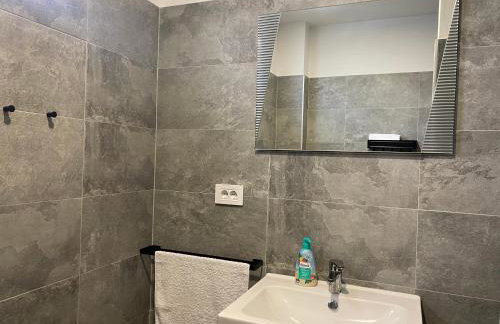 M Plus Residence - Photo 41