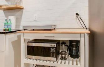 SUNNY, SERENE & CENTRALLY-Located STUDIO *PRIVACY *COMFORT *5-STARS - Foto 18