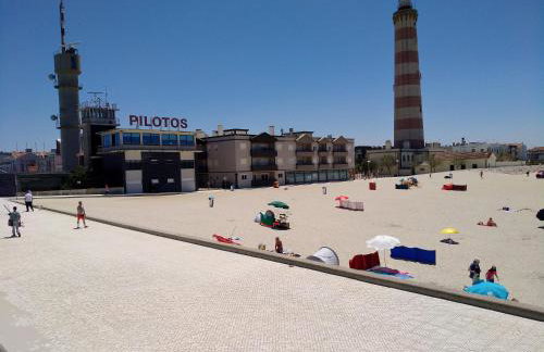 A Nossa Praia - Foto 7