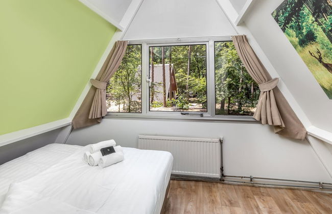 Bungalow in Bospark 't Wolfsven Near Nature - Photo 2