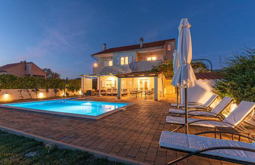 Villa Grgur - Photo 1