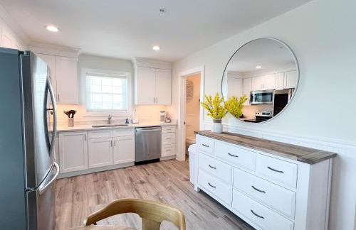 Adjacent 1st Floor 1007 Queen & 1008 King - Photo 12