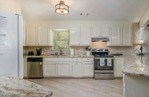 Bama Lake House- 2 Story Boat Dock- Beautiful View - Foto 34