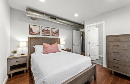 Mid-century home in Zilker with a backyard - Foto 14