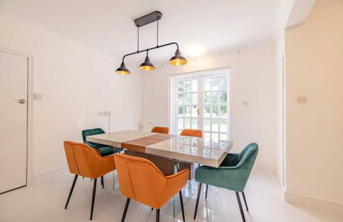 Luxury Grand Windsor Mansion Private 5 Acres & Helipad - Photo 14