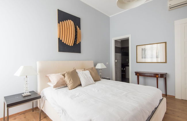 Luxury Apartment Auditorium - Photo 5