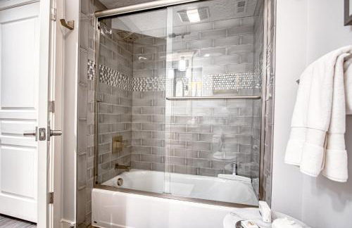 Peaceful Lakefront Beauty - Foto 14