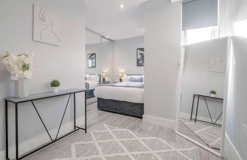 Beautiful 2BR Penthouse Ideal For Families By Charles Richardson ltd Short Term Rentals Couldson - Foto 19