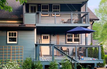 Hÿgge House - Photo 3