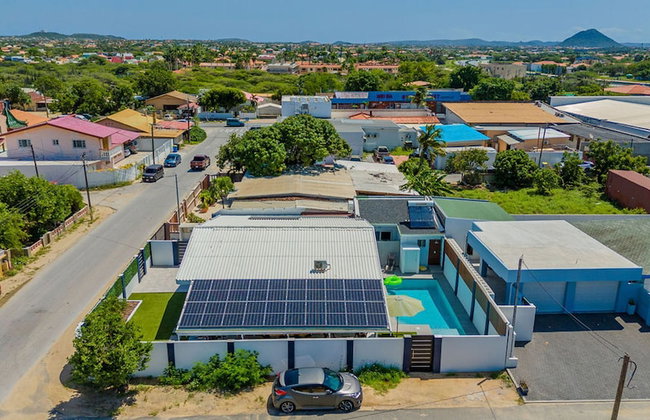 NEW Modern 3BR 3BA Private Pool Centrallylocated - Foto 32