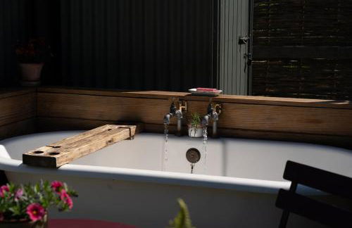 Hurdlemakers Hut - Photo 15