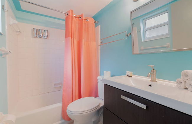 Mid Mari - Gorgeous Nautical Condo Near Beach, Shops & Restaurants- Condo 105 - Foto 38