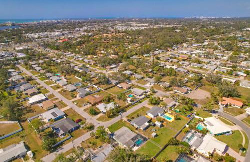 Getaway with Heated Pool and fence by Siesta Key Beach - Foto 53