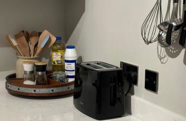 Redwing Retreat Bicester Village - Stylish Retreat Steps from the Shops - 2 Bed House with Garden and Parking - Foto 53