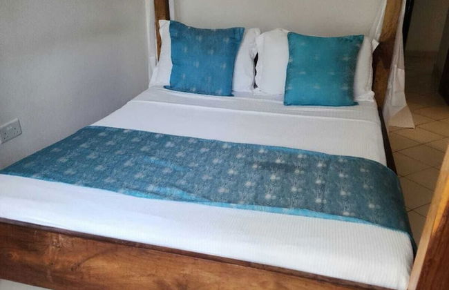 Lux Suites Diani Airstrip Villas - Foto 1