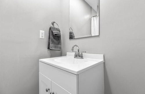 Cozy & Quiet Studio Flat in Historic Mount Clemens - Foto 8