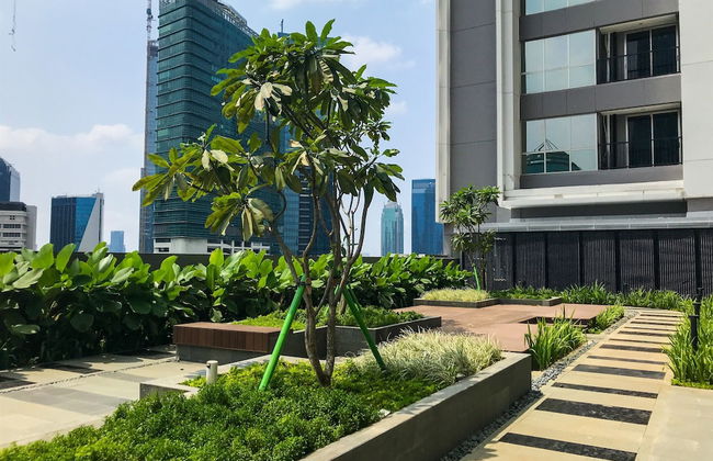 Minimalist And Comfy Studio Ciputra World 2 Apartment - Foto 27