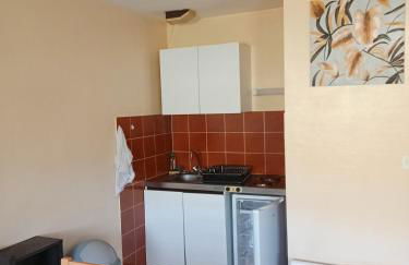 MARGUERITE - Photo 5