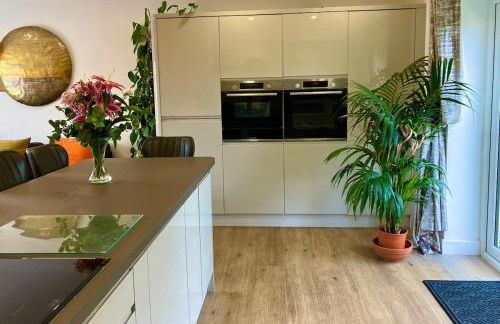 Elkstone House, Hot tub Luxury, Comfortable Home - Foto 12