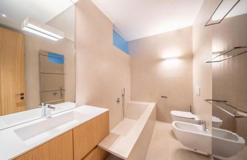 Villa Arias lake view - Photo 24