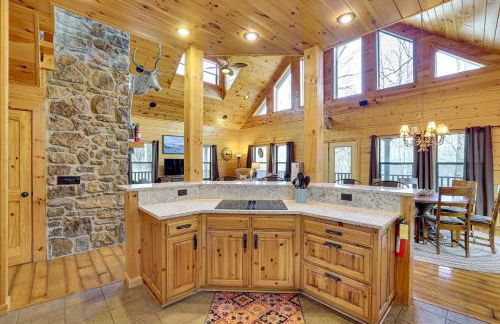 Spacious and Secluded Cabin 25 Mi to Bentonville! - Foto 9