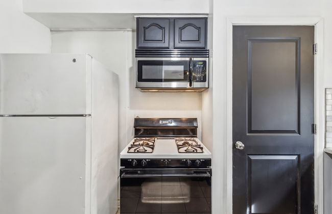 Queen G2 Mansion 3 Bedroom Home by RedAwning - Foto 12