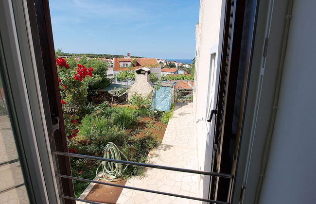 Apartment 761 - Photo 20