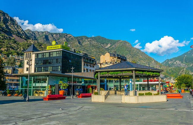 Excursão privada a pé na cidade velha de Andorra la Vella - Foto 8