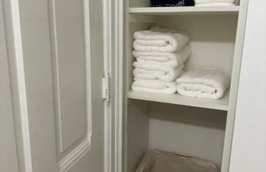 Boutique Two Bedroom Apartment - Foto 16