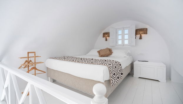 Oia Sunset Villas - Photo 5, Room