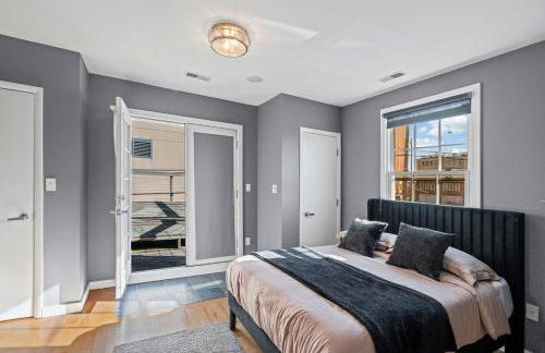 Chic Canton Home 3BR Rooftop Views - Photo 7