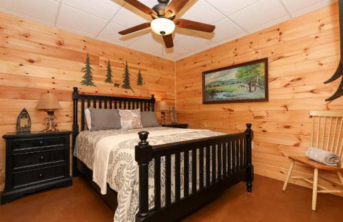 3-Story Private Cabin with Hot Tub and Fire Pit - Foto 28