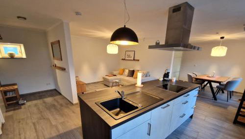 Ferienwohnung im ehemaligen Gesindehaus - Foto 3, stove