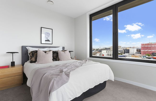 Enfield Sky- Brand New Penthouse - Foto 1