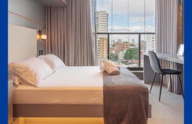 Studio Premium com Rooftop e Piscina com vista para a Baia de Todos os Santos, Portaria 24 Hr, Estacionamento, Wi-fi rápido 433Mpbs, Cozinha Compacta, Localização privilegiada próximo à praia e ao Farol da Barra - Foto 21