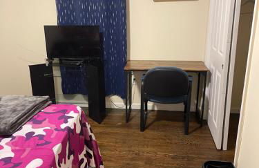 Peculiar N 5th street - Photo 4