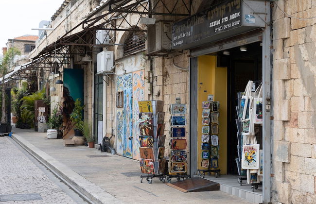 Elegant 2BD Apartment in Jaffa Area - Photo 32