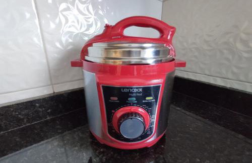 Apartamento para 6 pessoas custo benefício a 7 km da praia - Foto 48