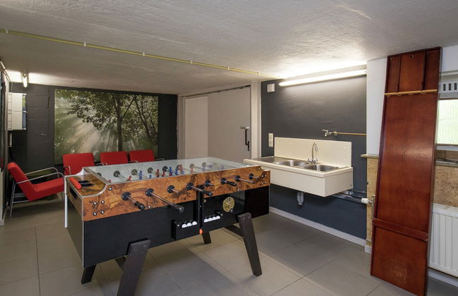 Rendeux Villa With Garden - Photo 25