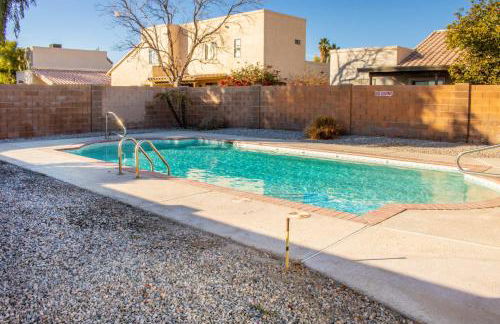 Renovated Yuma Home with Community Pool! - Photo 32