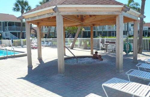 Affordable Two Bedroom Tropical Condo - Private Beach, Pools, Hot Tub - Foto 41