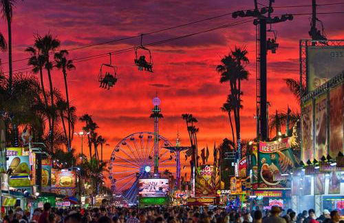 Sand Pebbles Resort - 1 Bedroom Condo in Great Location Right by the Beaches and Attractions - Foto 33