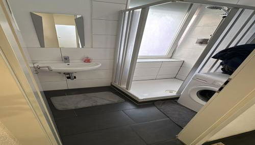 Lise Zimmer Zentral Bequem - Foto 5, Shower