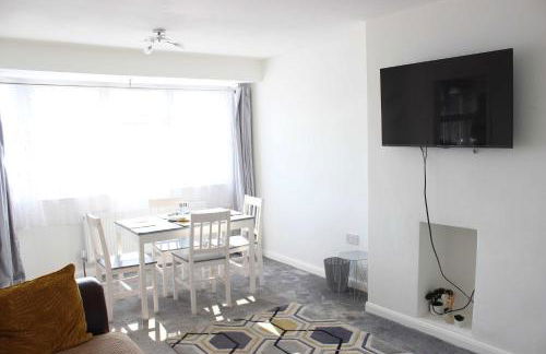 Exquisite and Modern 2 bed Maisonette - Foto 21