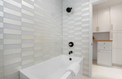 Quintessential SoCal indoor outdoor living with POOL - Foto 7