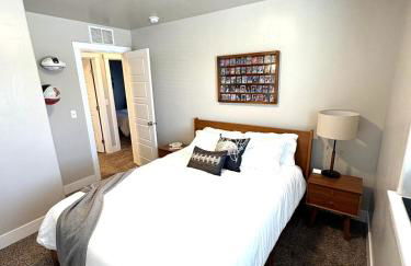 Hole in One Place with Hot Tub and Ping Pong - Foto 9