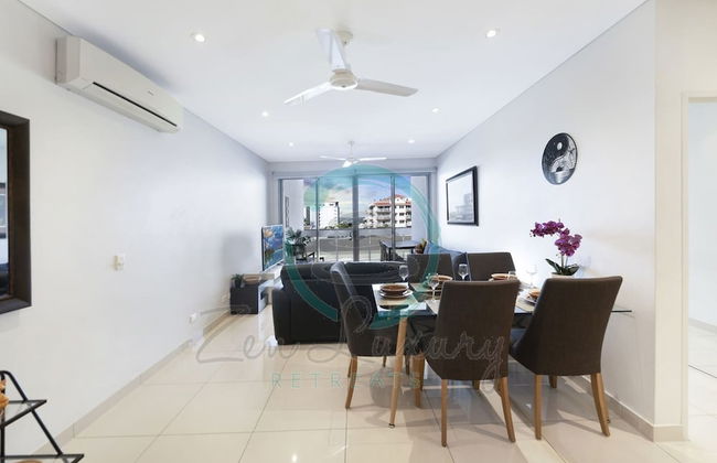 City Skyline Escape Office Parking Pool - Foto 1