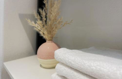 Bunter Hund Apartments - Zentrales Apartment, Parkplatz, Wintergarten, Kinderzimmer - Foto 38