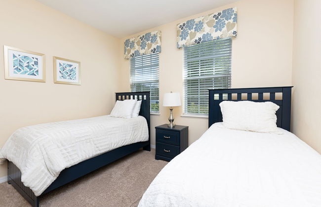 Newly Remodeled 1 story - 5 Bed 5 Bath with Pvt Pool Spa And Game Room - Foto 12