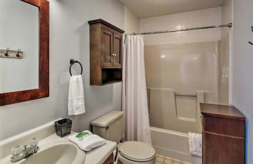 Lincoln Condo with Balcony - 6 Mi to Loon Mtn! - Foto 16